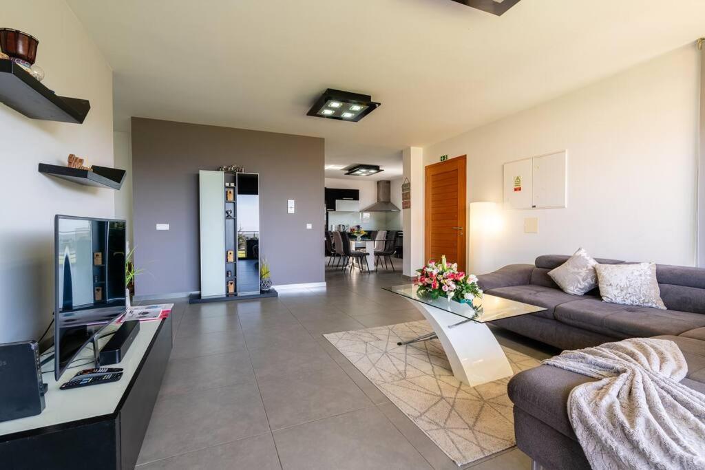 Villa Casa Mia, A Dream Spot With Heated Pool *